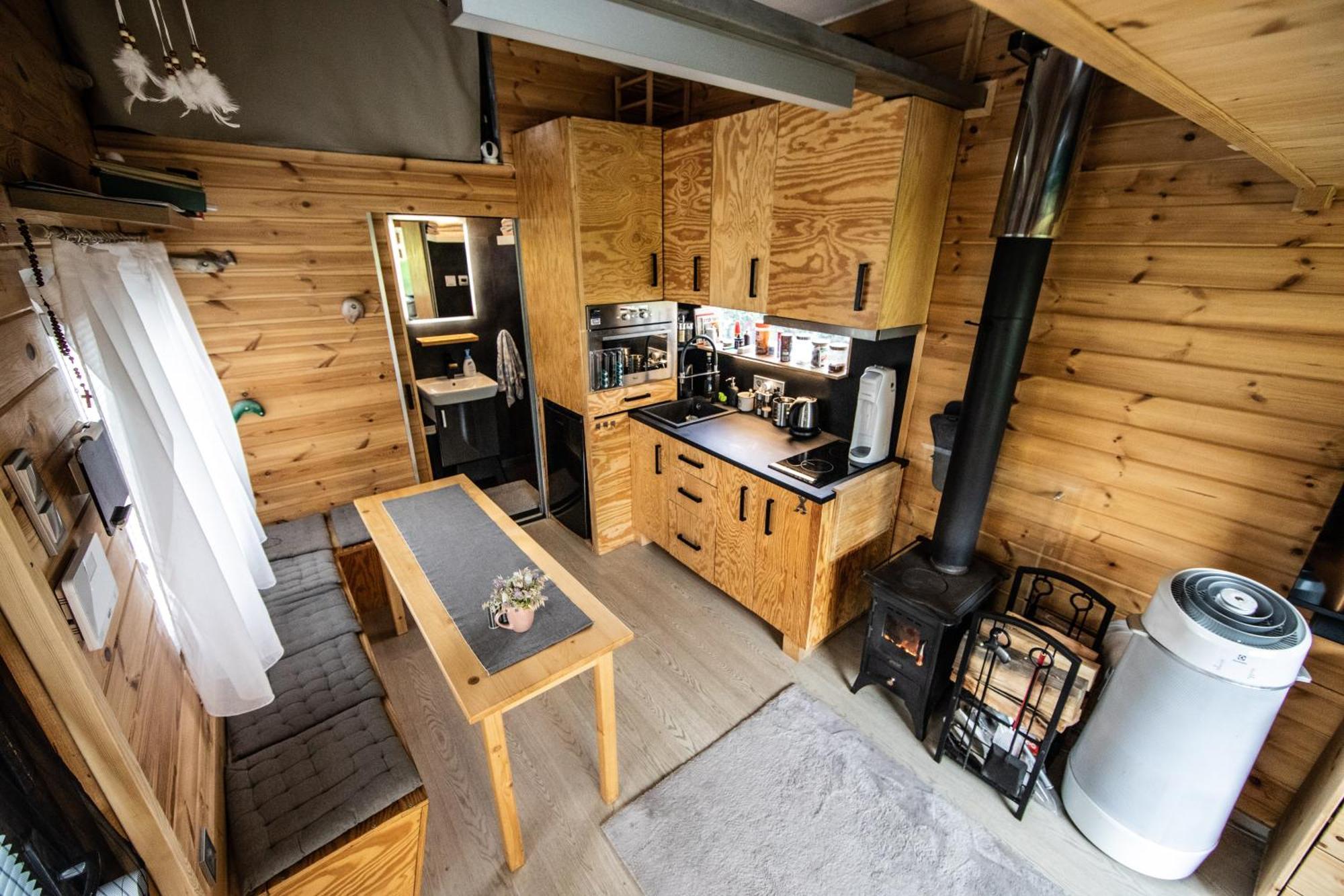 Tiny House - Chatka V Rezi U Prahy Husinec  Ngoại thất bức ảnh